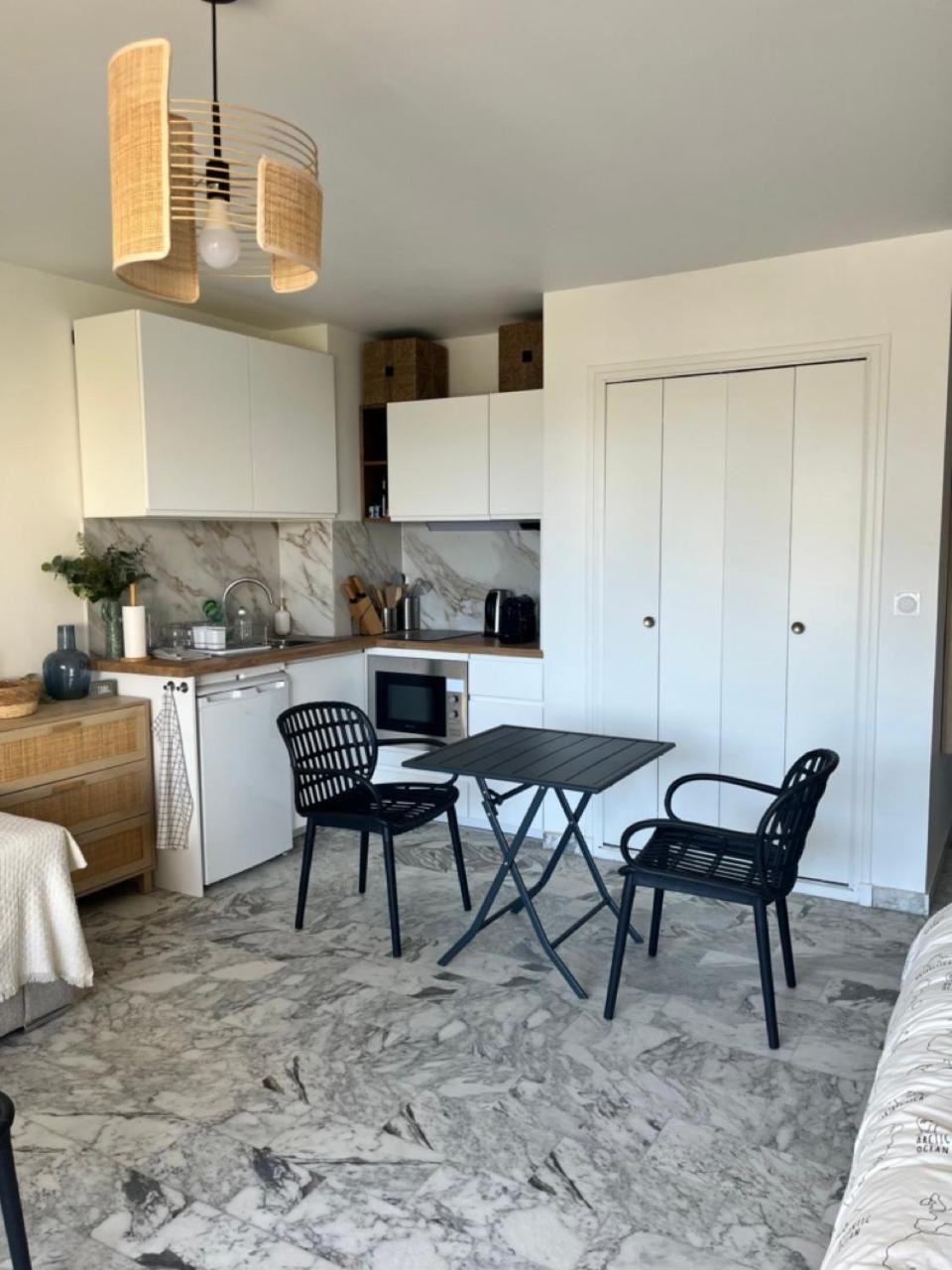 Studio Cosy Avec Terrasse Sur La Plage 라센느쉬르메르 외부 사진